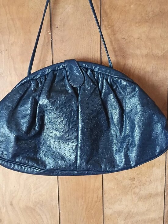 Handbags - Vintage Navy Blue Ostrich Embossed Leather Crescent Shoulder Bag Clutch 70s 80s